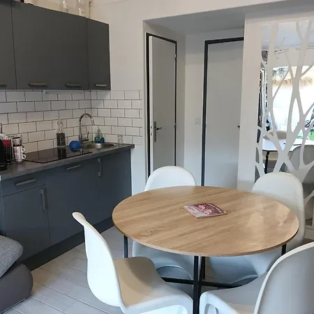 Un Petit Coin De Paradis - Ferienhaus Frontignan