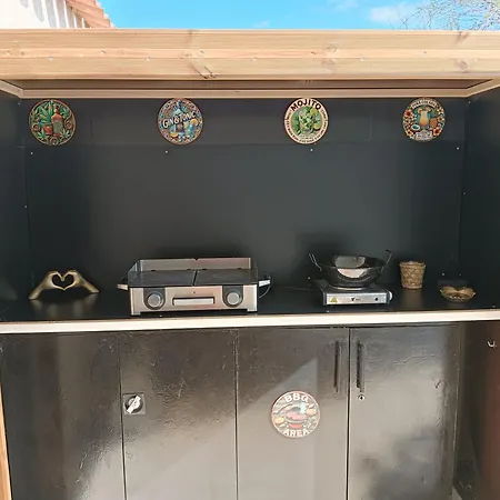 펜션 Un Petit Coin De Paradis - 프롱티냥